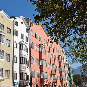  Apartamento Maximilian In Old Town Austria